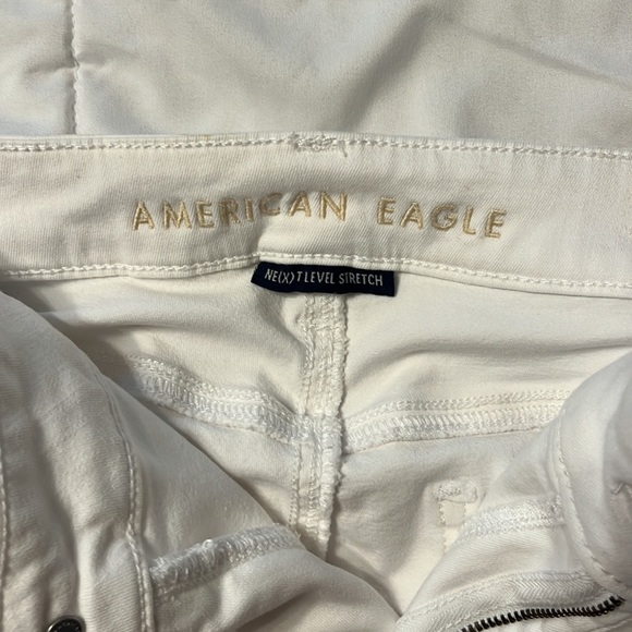 American Eagle white distressed denim jeans - Picture 6 of 7